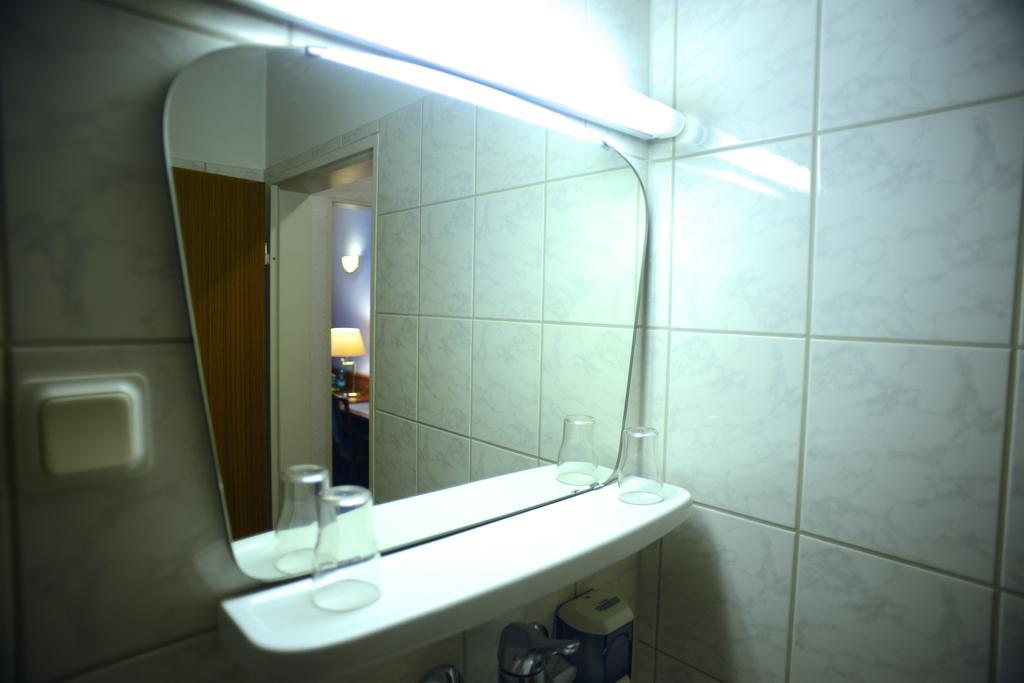 Hotel Marienhof Duesseldorf Нойс Стая снимка