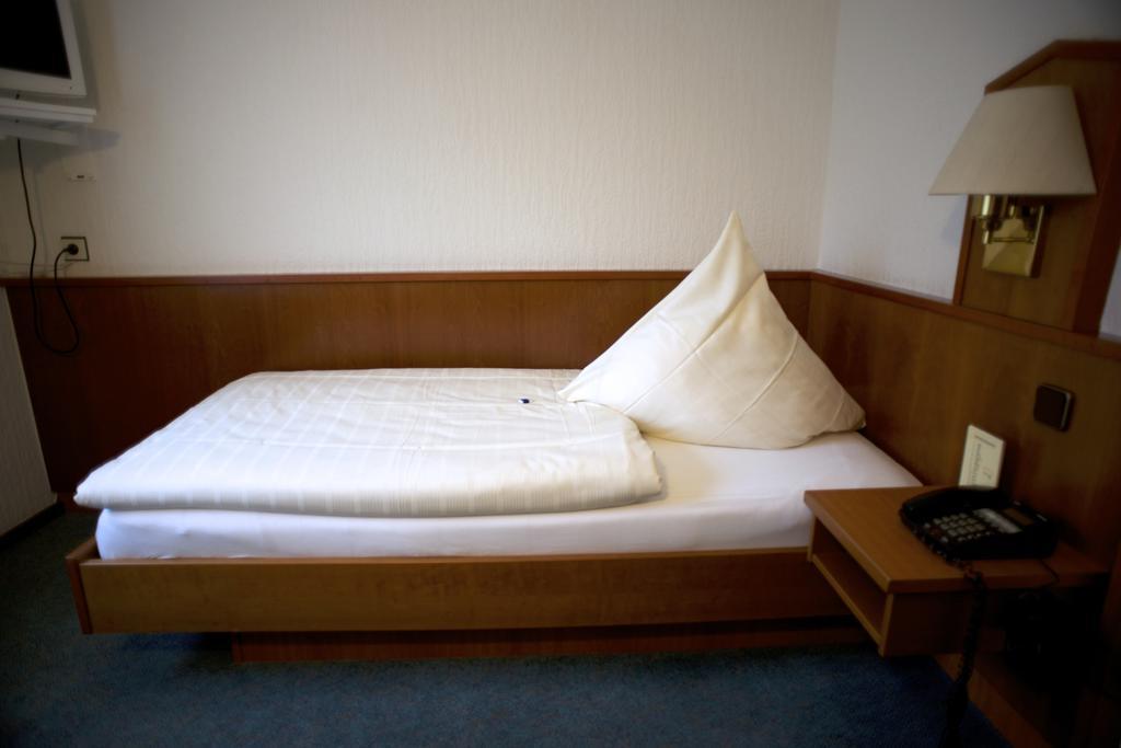 Hotel Marienhof Duesseldorf Нойс Стая снимка