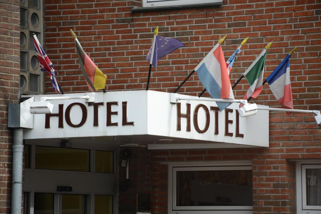 Hotel Marienhof Duesseldorf Нойс Екстериор снимка